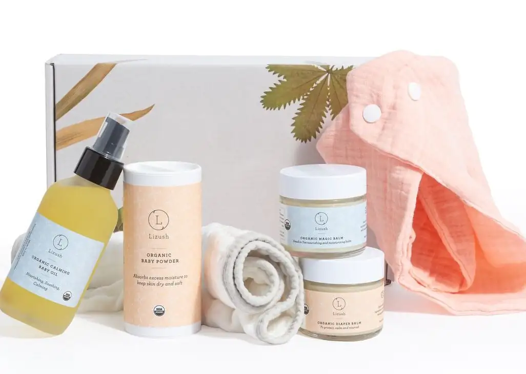 Organic full care new baby gift set